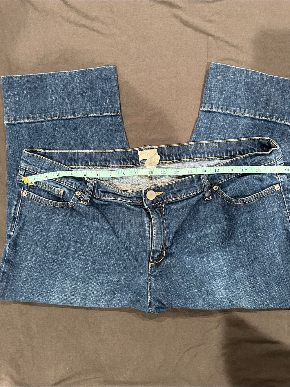 GAP Capris - Picture 4 of 9